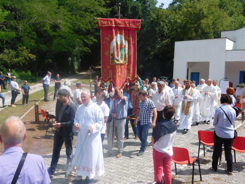 Gospa od drena u Šumberu